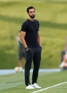 Read more about the article Bukan Sekadar Nostalgia, Arbeloa Terapkan Model Ancelotti di Real Madrid