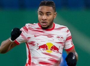 Read more about the article Christopher Nkunku Dikaitkan dengan AS Roma Jika AC Milan Datangkan Jean-Philippe Mateta