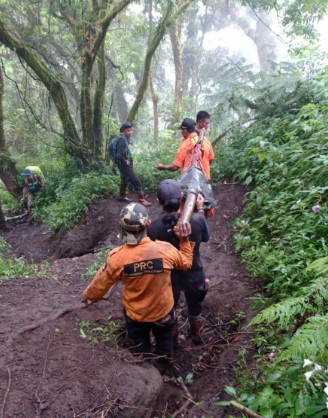Read more about the article Hilang 19 Hari, Pendaki Gunung Slamet Ditemukan Meninggal